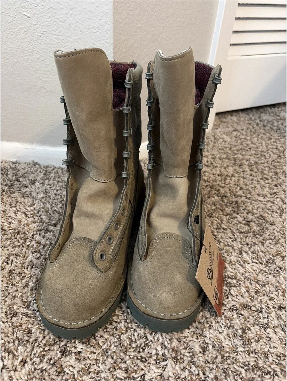 New Danner Sage Green Boots 26063 USAF Military 600G Men’s Size 5 D Made in USA
